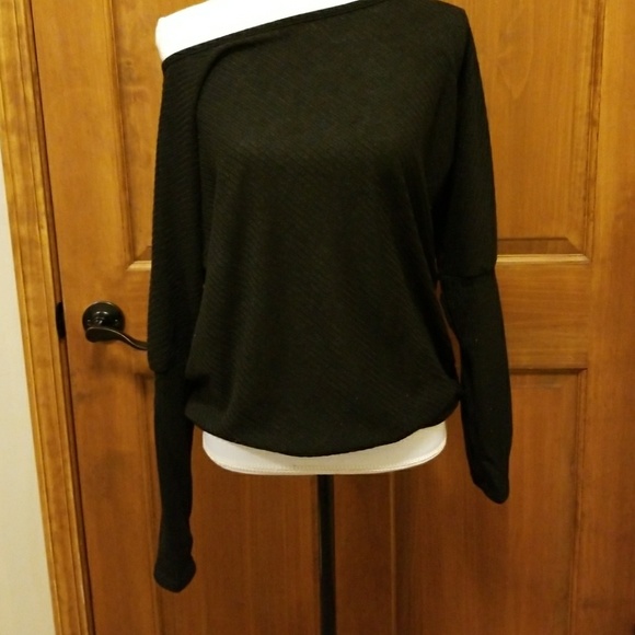 Sweater - Picture 4 of 4